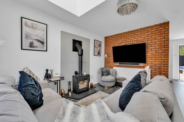 10, Warren Avenue, Leicester photo 4