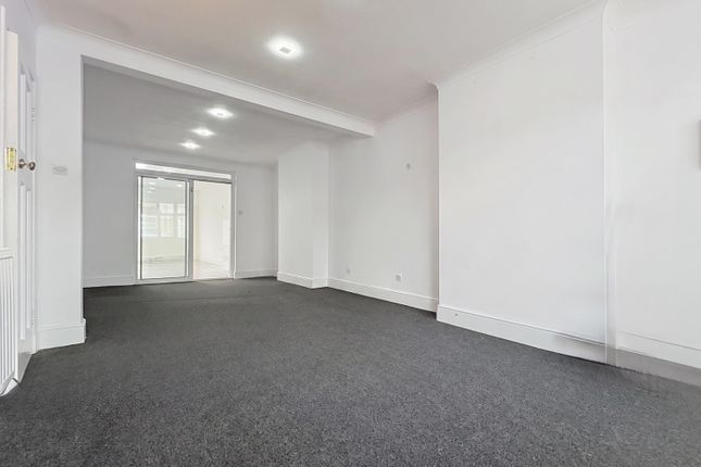 38, Grange Road, Wigston photo 4