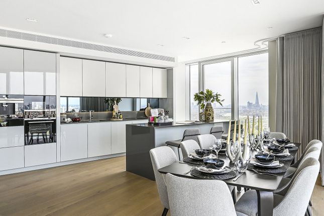 Thumbnail Flat to rent in Newfoundland Place, Canary Wharf