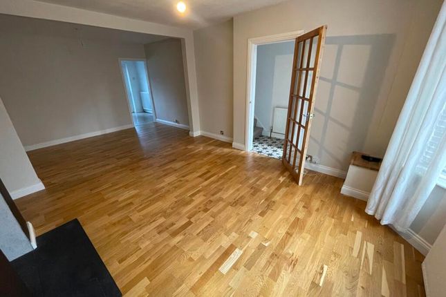 1, Shortley Road, Coventry photo 3