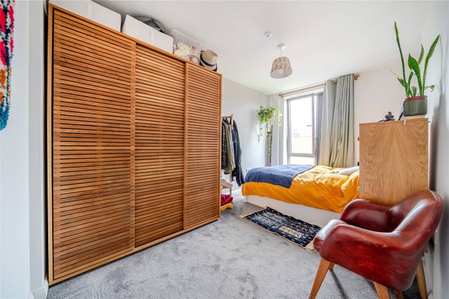 Flat 6, Bojang House, 7, Doyle Road, London photo 3