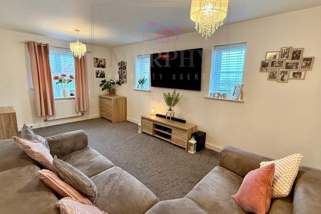 26 Manor Park Drive, Pontefract photo 3