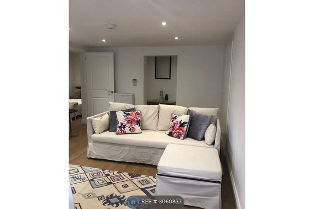 Flat, Villiers Road, Southsea photo 2