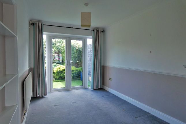 Property to rent in Whinfell Way, Gravesend
