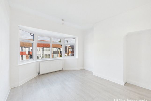 38, Cloister Road, London photo 2