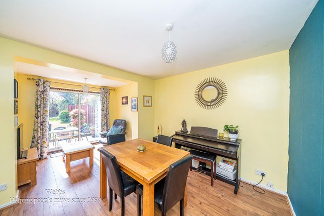 81, Cherry Tree Avenue, Walsall photo 3
