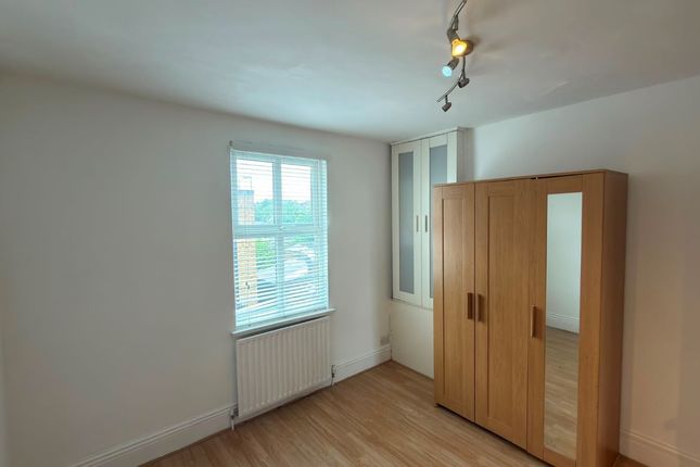 66A, High Street, Dartford photo 4