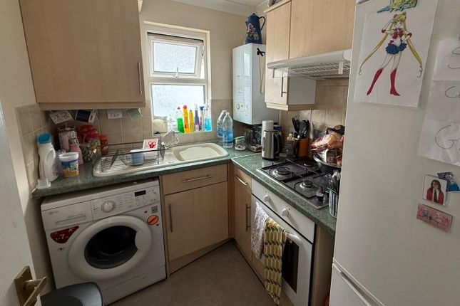 Flat 7 25, West Street, Ryde photo 2