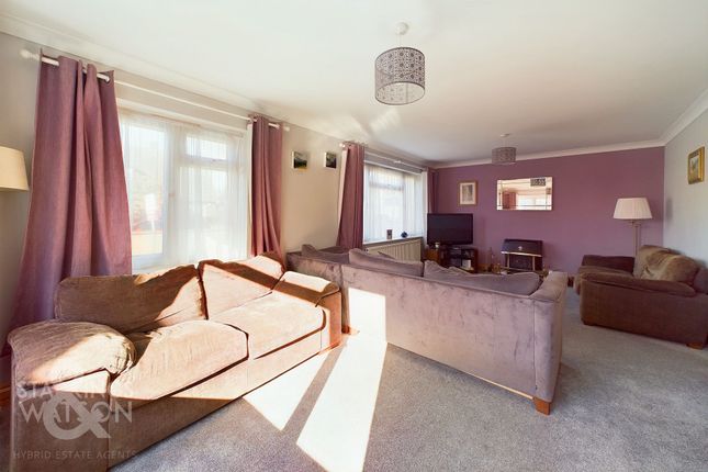 4 Albion Road, Norwich photo 2