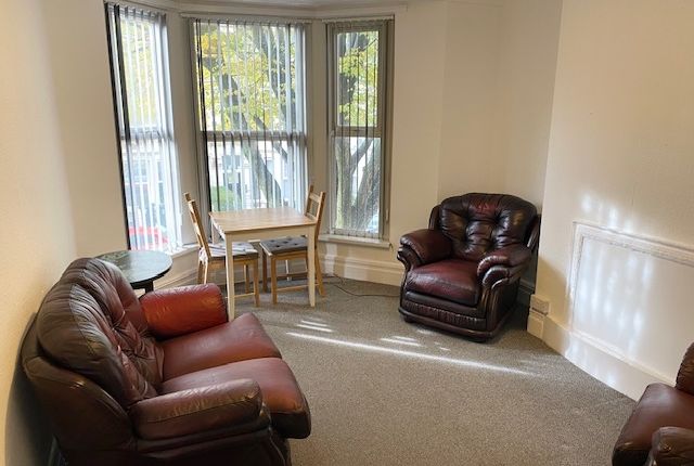 Thumbnail Flat to rent in Connaught Road, Roath, Cardiff