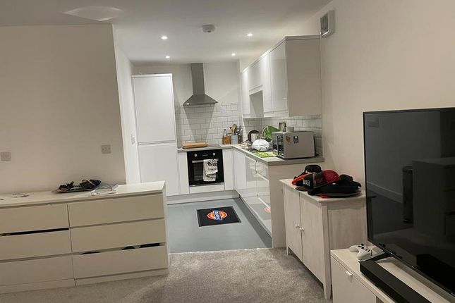 3, Smiths Court, Didcot photo 4