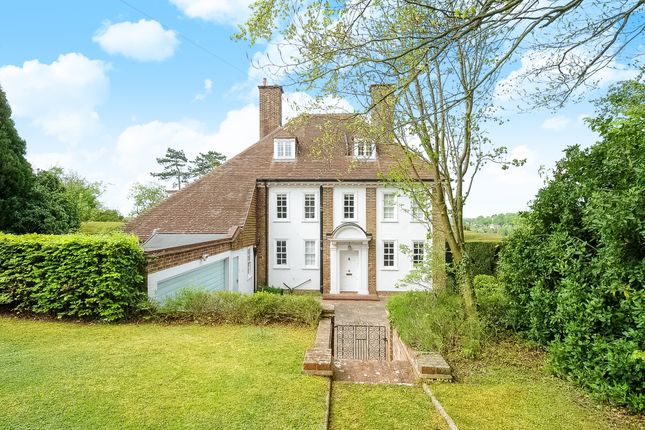 Thumbnail Detached house to rent in Warwicks Bench, Guildford