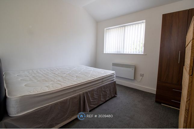 Flat, Grimthorpe Terrace, Leeds photo 3