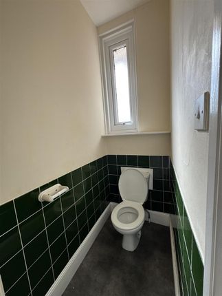 FFF, Flat 2, 3, Elmsleigh Park, Paignton photo 3