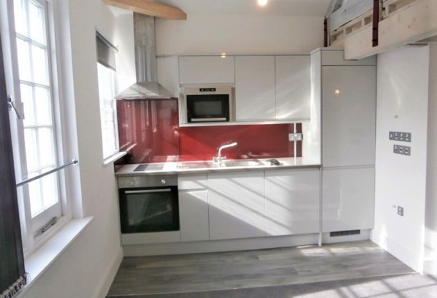 1 Bed Flat To Rent In Dover Street Canterbury Ct1 Zoopla