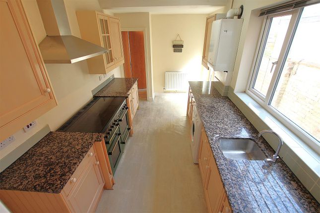 18, Rothersthorpe Road, Northampton photo 4