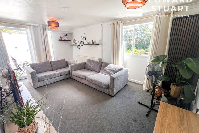 152, Eyrescroft, Peterborough photo 4