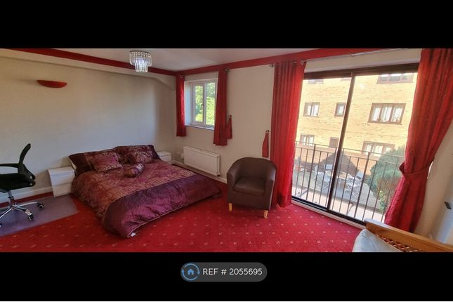 Room to rent in The Sycamores, Cambridge