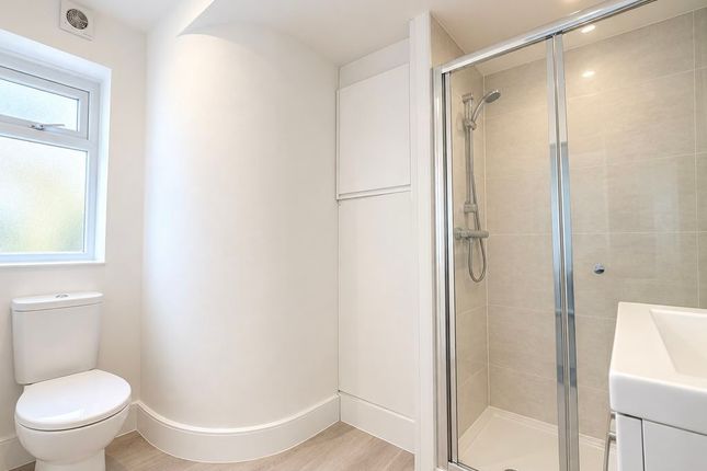 Flat 11, 5, Marine Drive West, Bognor Regis photo 5