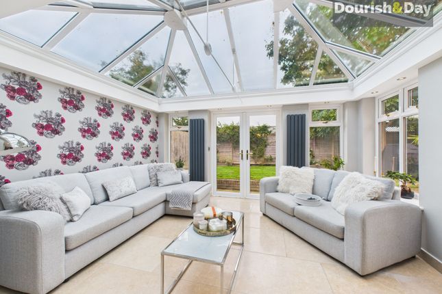 3 Holly Drive, Market Drayton photo 4