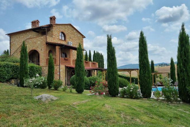 Farmhouse for sale in Ss68, Volterra, Pisa, Tuscany, Italy