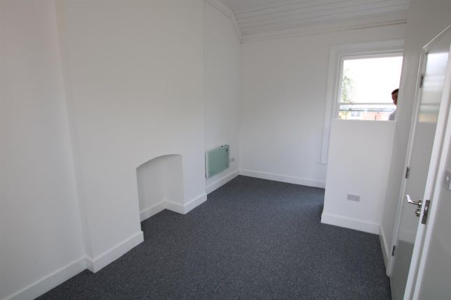 Studio M, 1, Saint Paul's Square, Burton On Trent photo 4