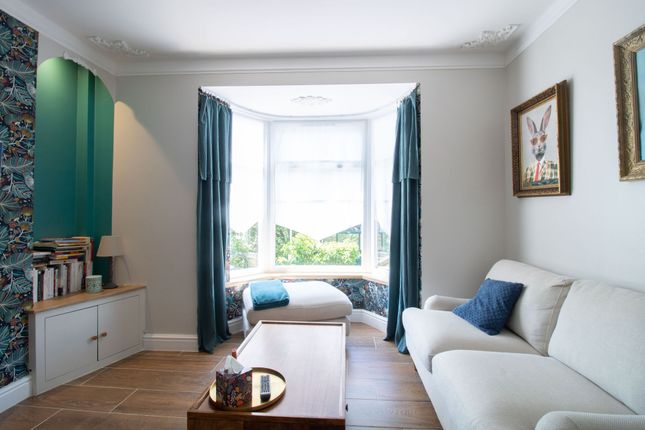 50 Alexandra Road, Abertillery photo 4