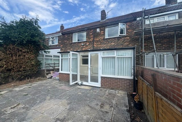 70, Daleside Road Pudsey Leeds photo 2