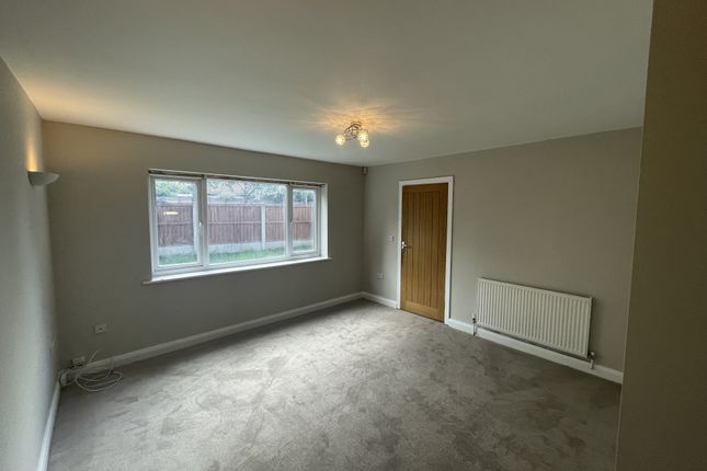 49, Nottingham photo 3