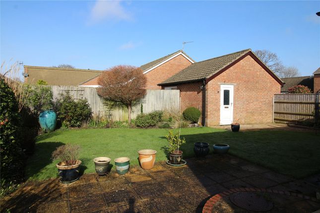 3, Blair Close, New Milton photo 3