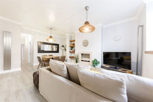 30a, Gloucester Terrace, London photo 4