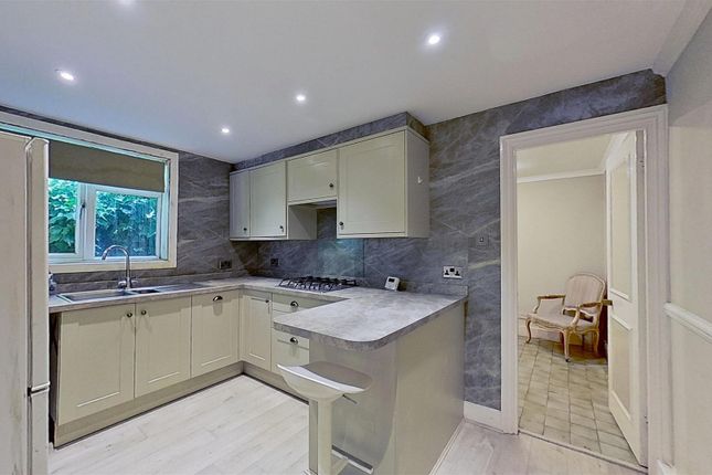 15, Earlsfield Road, London photo 2