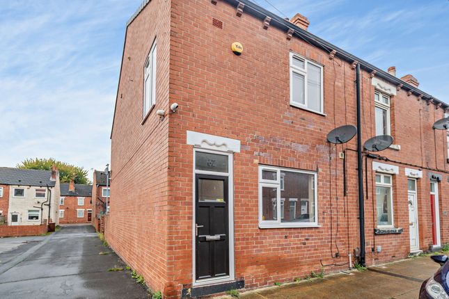 Room to rent in Grafton Street, Castleford, West Yorkshire