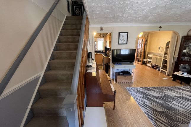 31, Brayton Court, Shenley Lodge, Milton Keynes photo 3