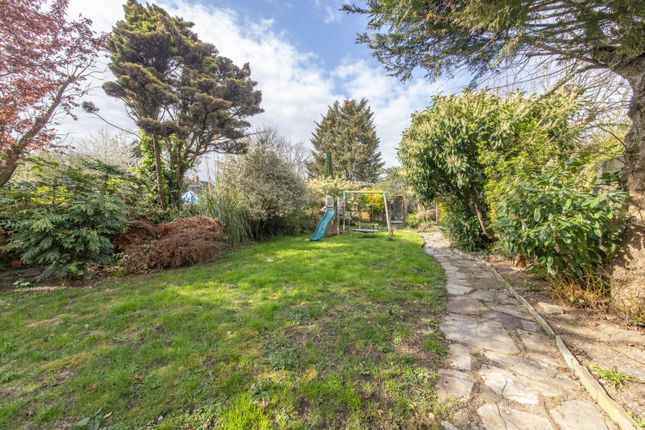 11, Loxton Road, London photo 2