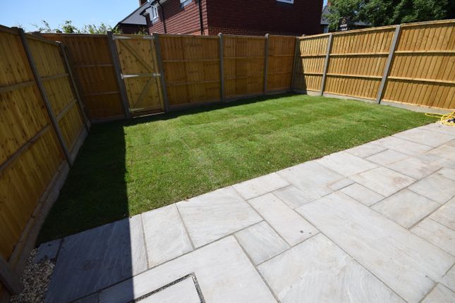 3 Bentley Mews,, Hole Lane, Farnham photo 3