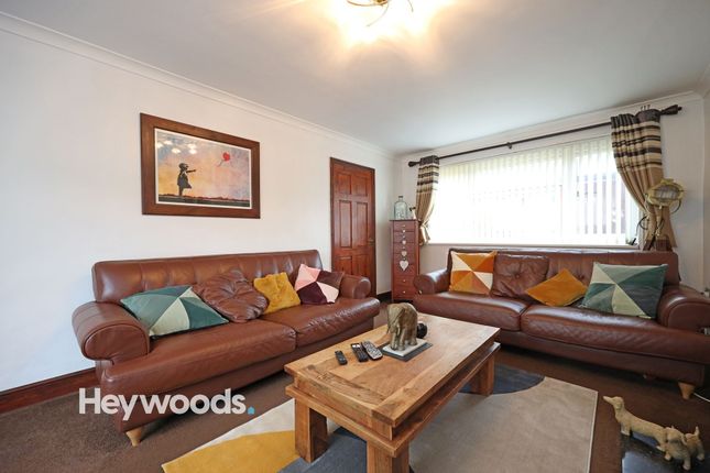 2, Rodger Avenue, Crewe photo 3