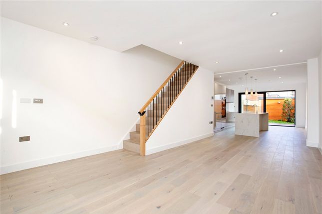 Thumbnail End terrace house for sale in Munster Road, Fulham, London