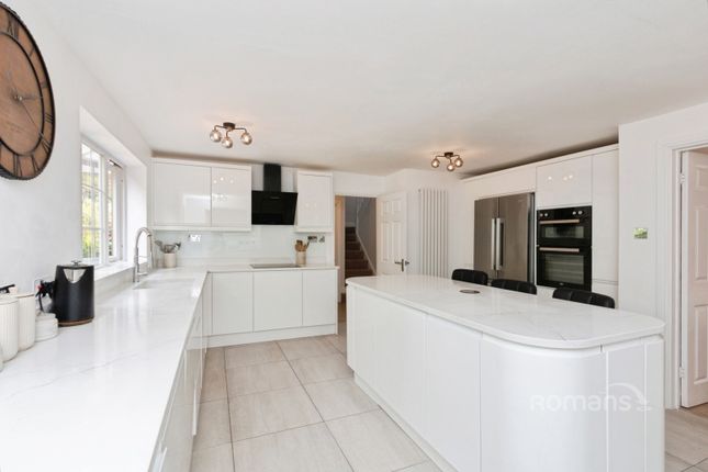 57, Curley Hill Road, Surrey photo 2