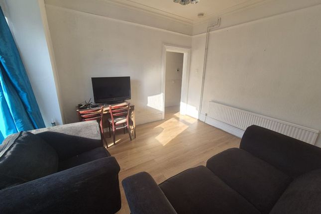 53 Washington Street, Hull photo 4
