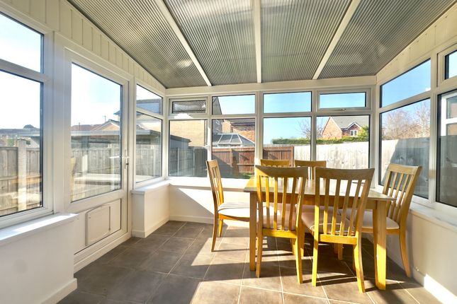 3, Laburnum Close, Newport photo 5