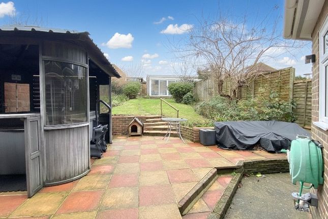 14, The Street, West Sussex photo 4