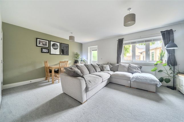 SNG SO, 3, Florey Place, Bampton photo 2