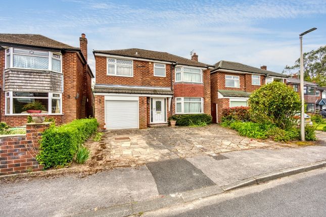 21, Capesthorne Road, Wilmslow photo 2