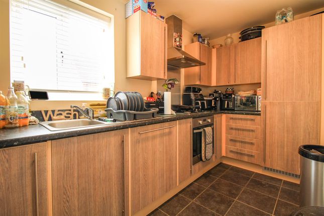 27, Chibnall Close, Bedford photo 4