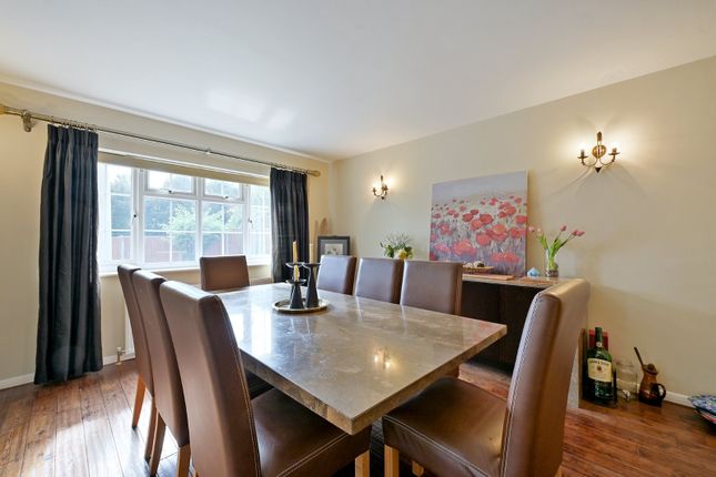 2, Leavesden Road, Stanmore photo 4