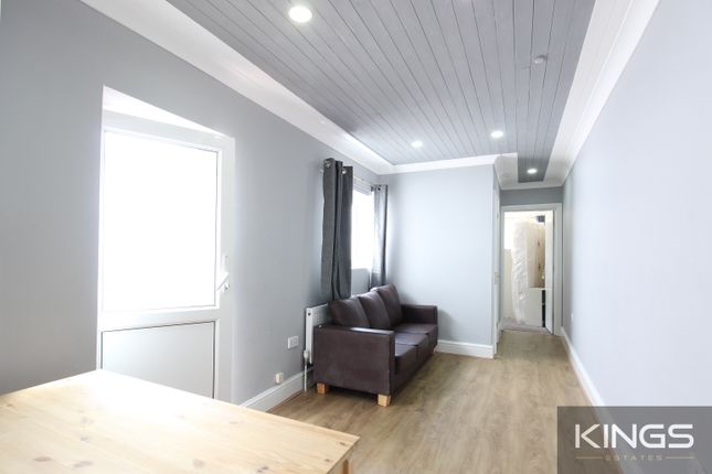 7, Cambridge Road, Southampton photo 4