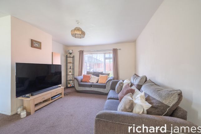 Coombe Road, Swindon photo 3