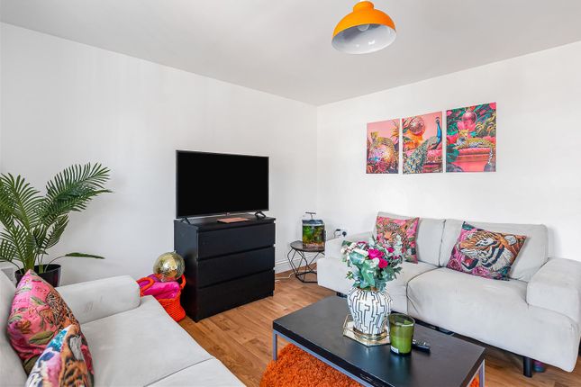 5, Matisse House, Hertford photo 4