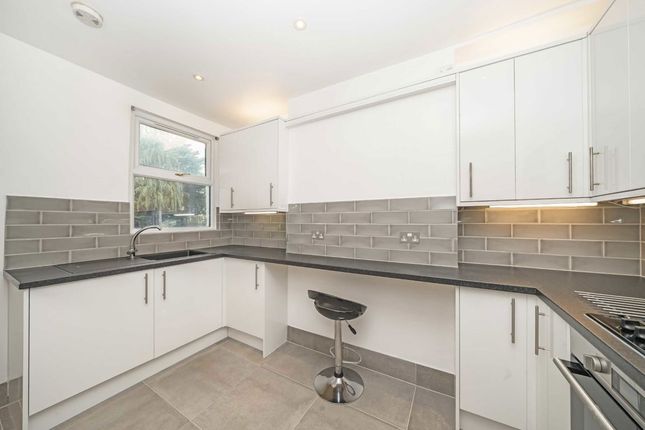 Melfort Road, Thornton Heath photo 2